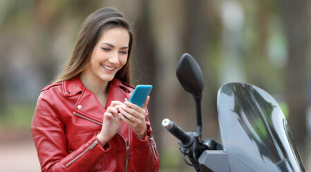 Deals on unlocked phones by eBay and Amazon